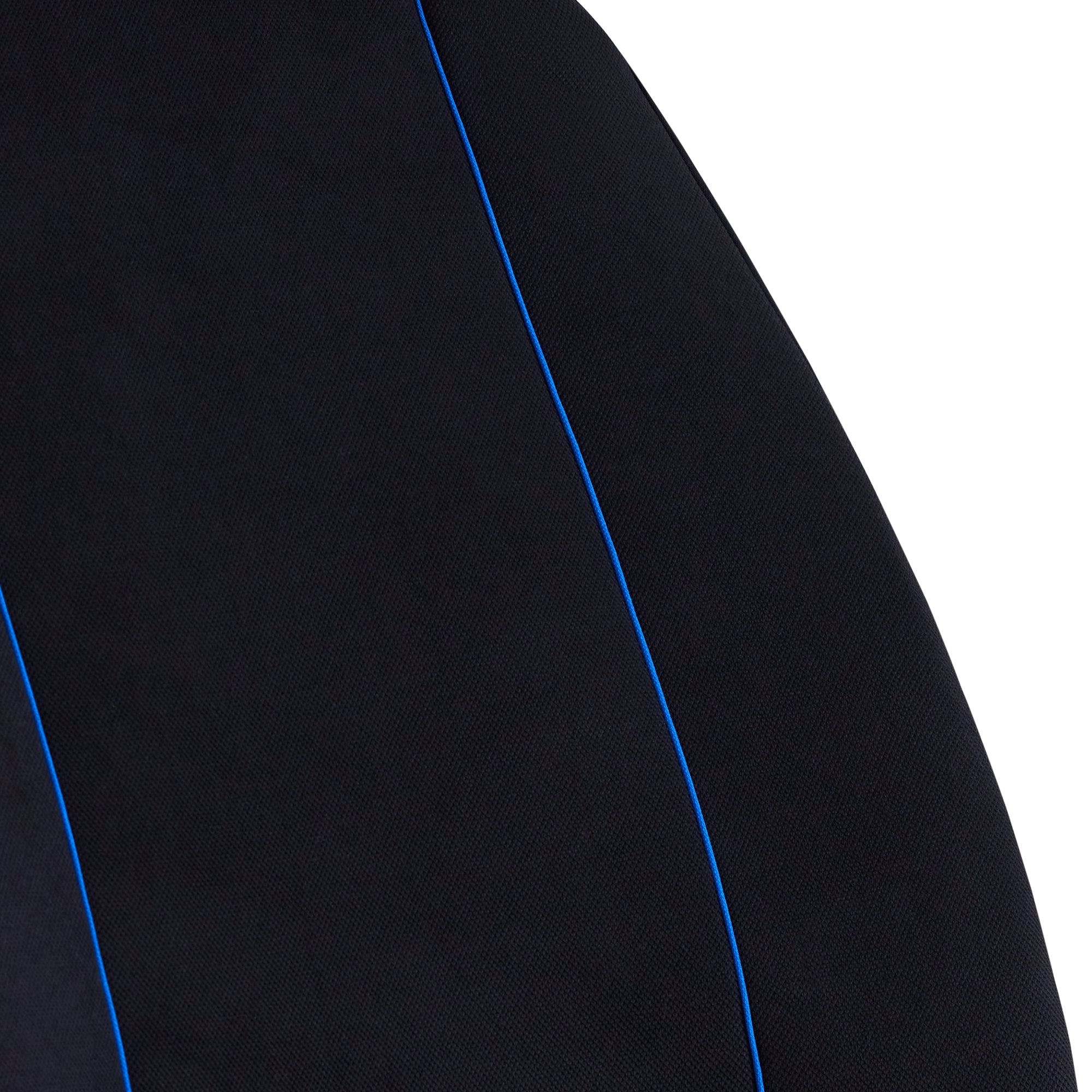 Universal Pinnacle Front Seat Covers Size 30/35 | Black/Blue Piping